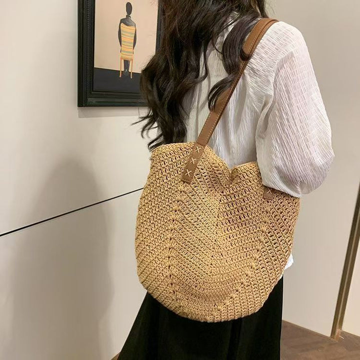 Handcrafted Bag Made of Natural Material Bowlift