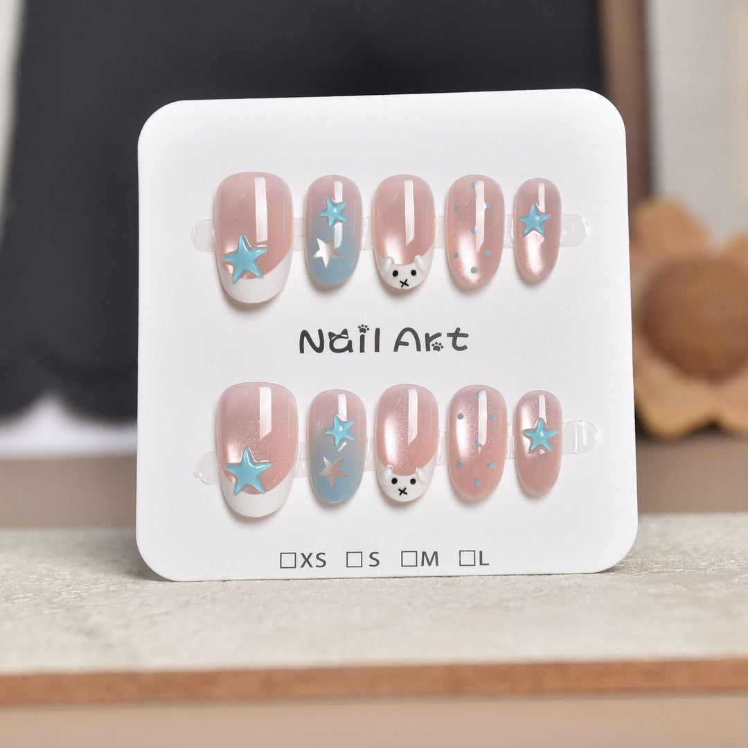 Artistic Star-Embellished Press-On Nail Set Bowlift