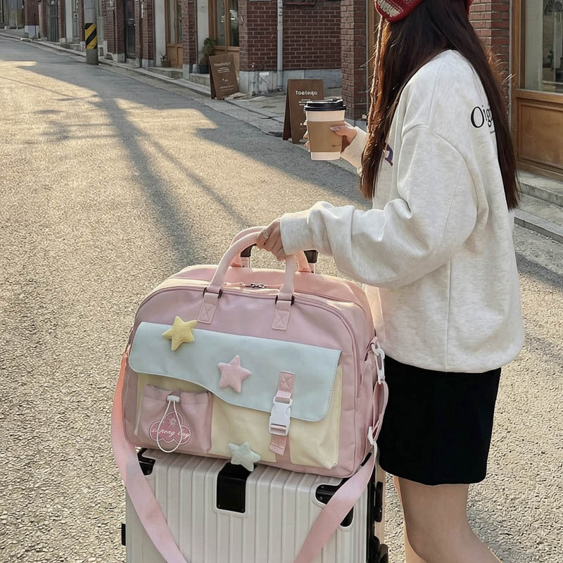 Polygonal Handbag Bowlift