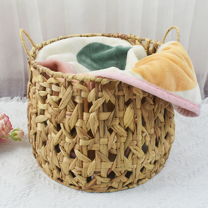 Handwoven decorative basket Bowlift