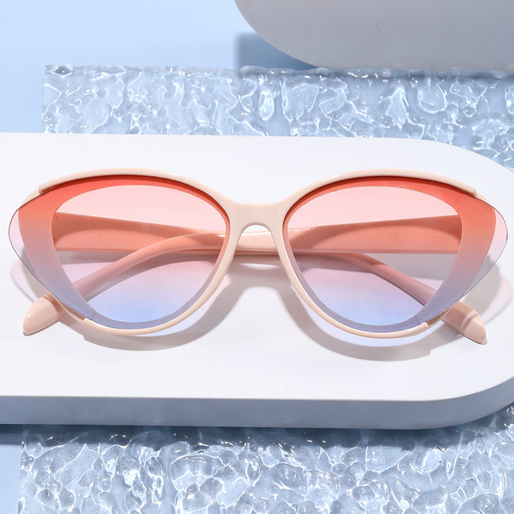 Women Oversized Sunglasses with Gradient Bowlift