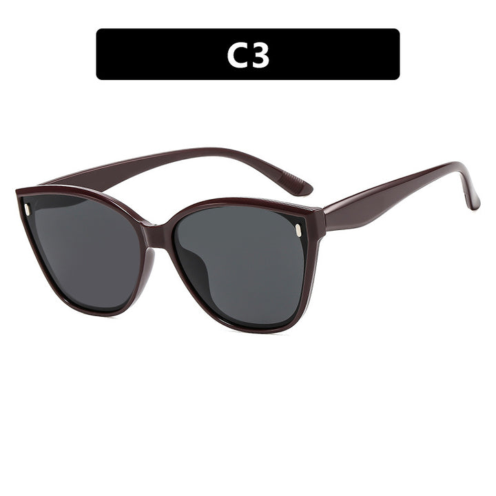 Women Cat-Eye Sunglasses with protective UV filter and stylish Frame Bowlift