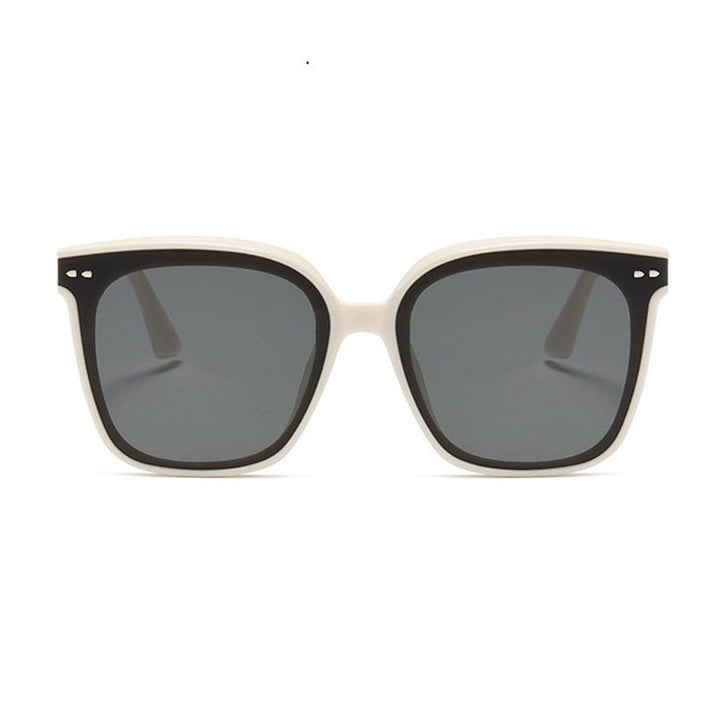 Women Oversized Sunglasses with modern, contrasting design Bowlift