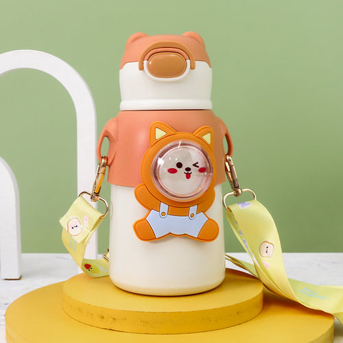Ladies insulated bottle with playful animal design and practical carrying strap Bowlift
