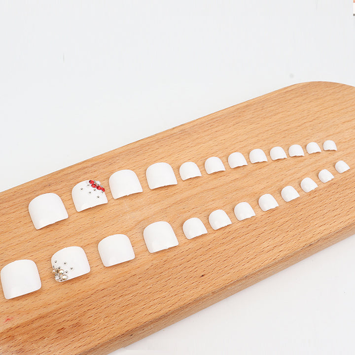 Decorative White Press-On Nail Tips Set Bowlift