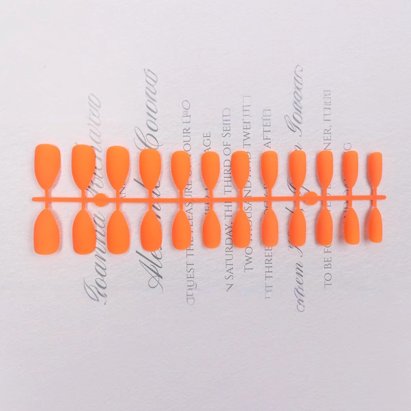Stiletto Press-On Nail Set Bowlift