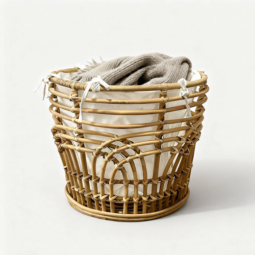 Handcrafted storage basket with fabric insert Bowlift