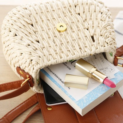 Handbag with Unique Woven Design and Elegant Flap Bowlift