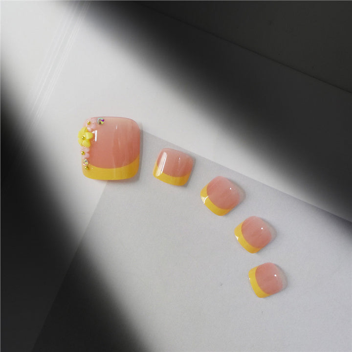 Decorative Press-On Toe Nails Bowlift