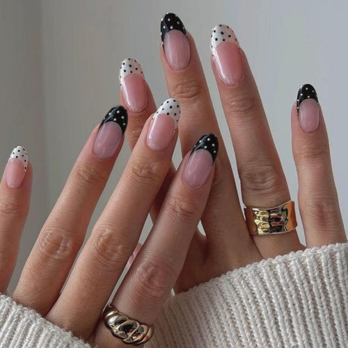 Stylish Polka Dot Press-On Nail Design Bowlift