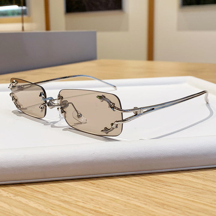Women's fashionable sunglasses with delicate metal frame and transparent lenses Bowlift