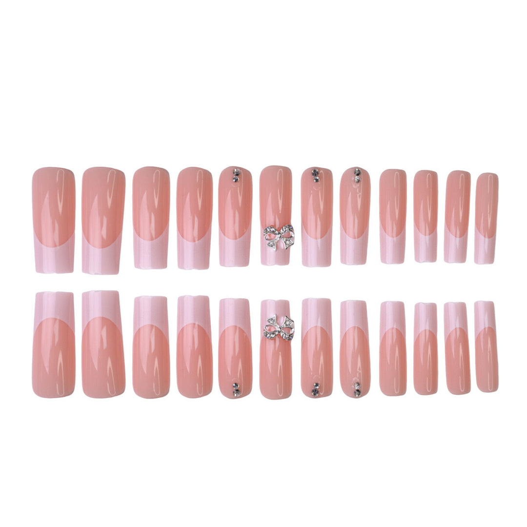 Artificial nails with rhinestone details Bowlift