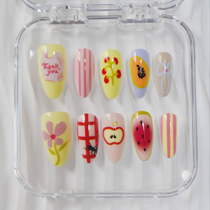 Artistic Themed Press-On Nail Art Set Bowlift