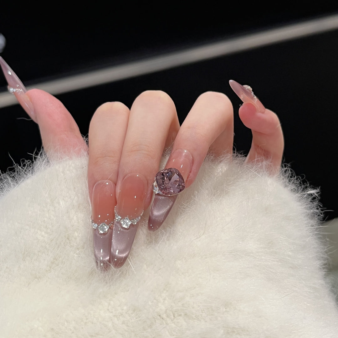 Decorative Crystal-Embellished Acrylic Nail Tips Bowlift
