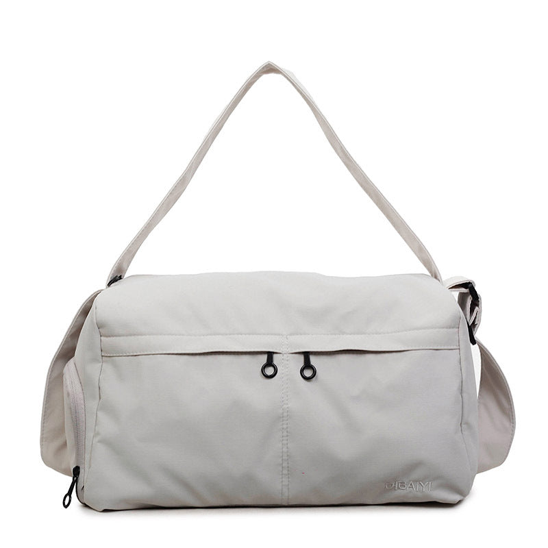 Versatile Urban Utility Messenger Bag Bowlift