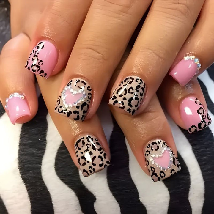 Glamorous artificial nail collection with animal motif and crystal embellishments Bowlift