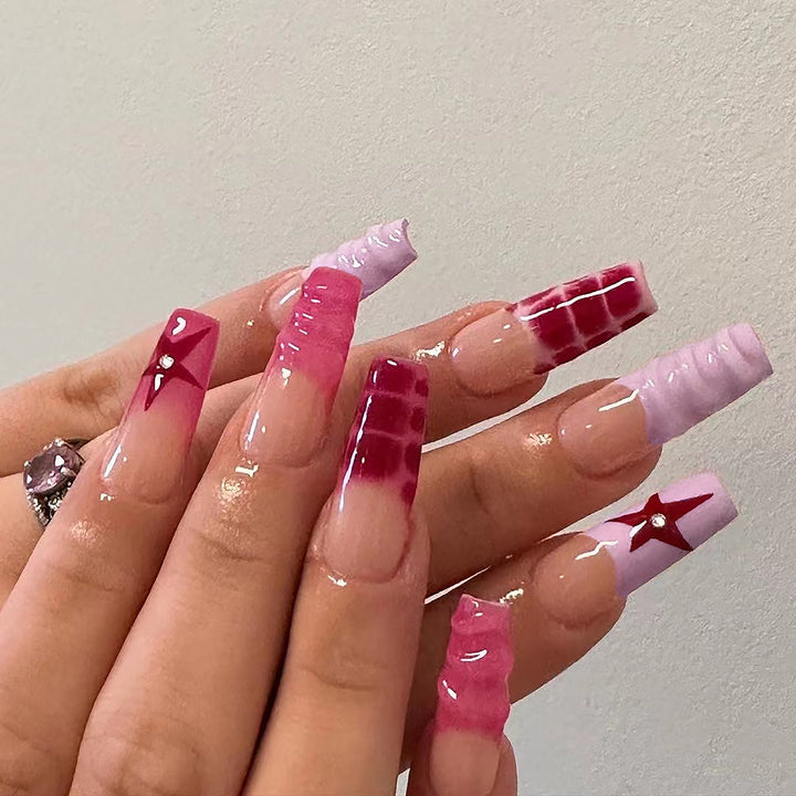 Artful Nail Art with Glitter Details Bowlift