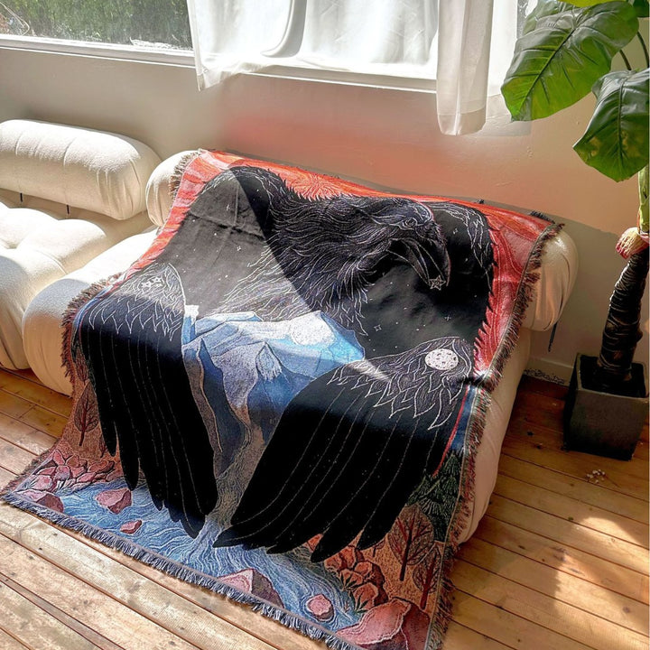 Artistic Raven-Themed Throw Blanket