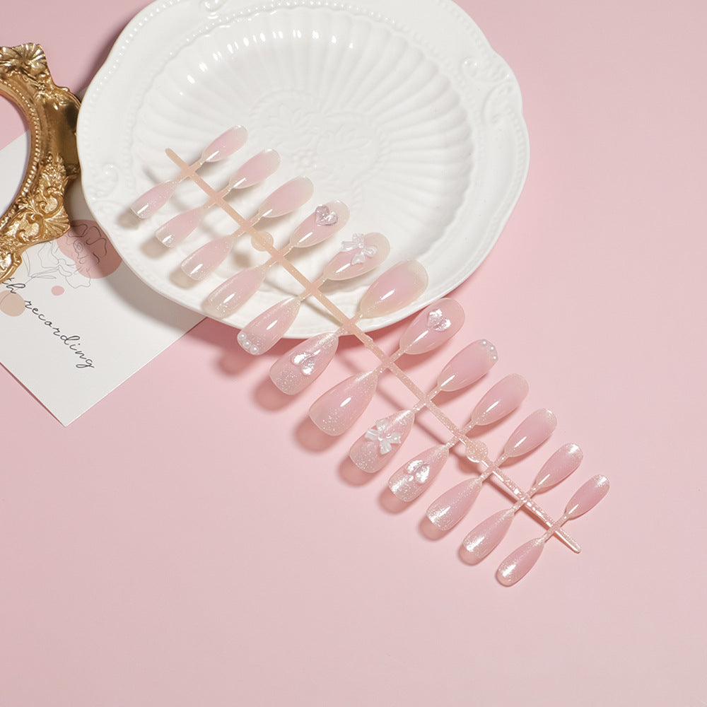 Elegant Floral Accent Press-On Nail Set Bowlift