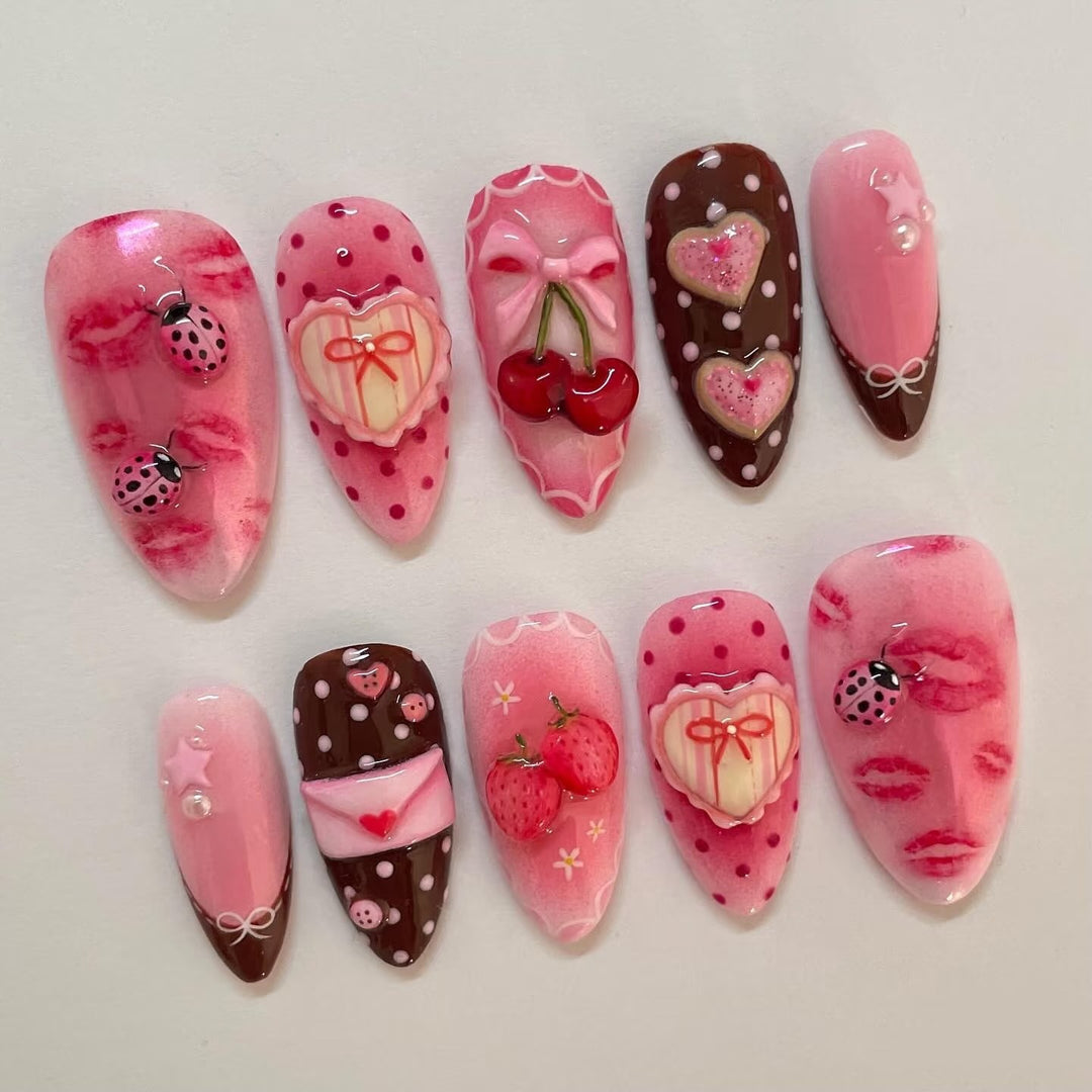 Artistic Floral and Star-Embellished Press-On Nail Set Bowlift