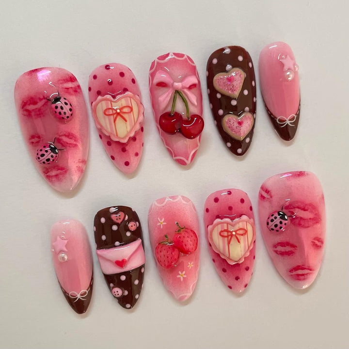 Artistic Floral and Star-Embellished Press-On Nail Set Bowlift