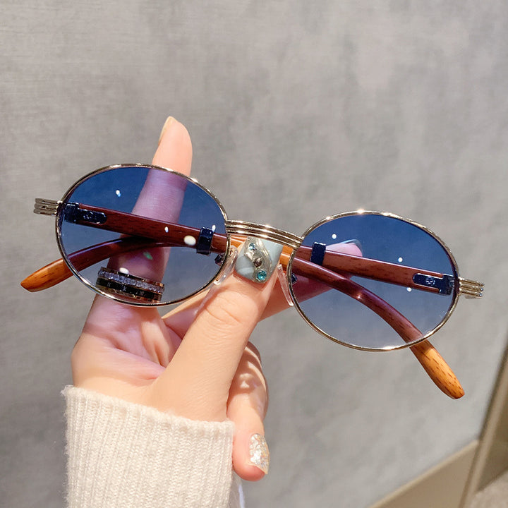 Women's Vintage-Style Sunglasses with Wooden Inner Frame Bowlift