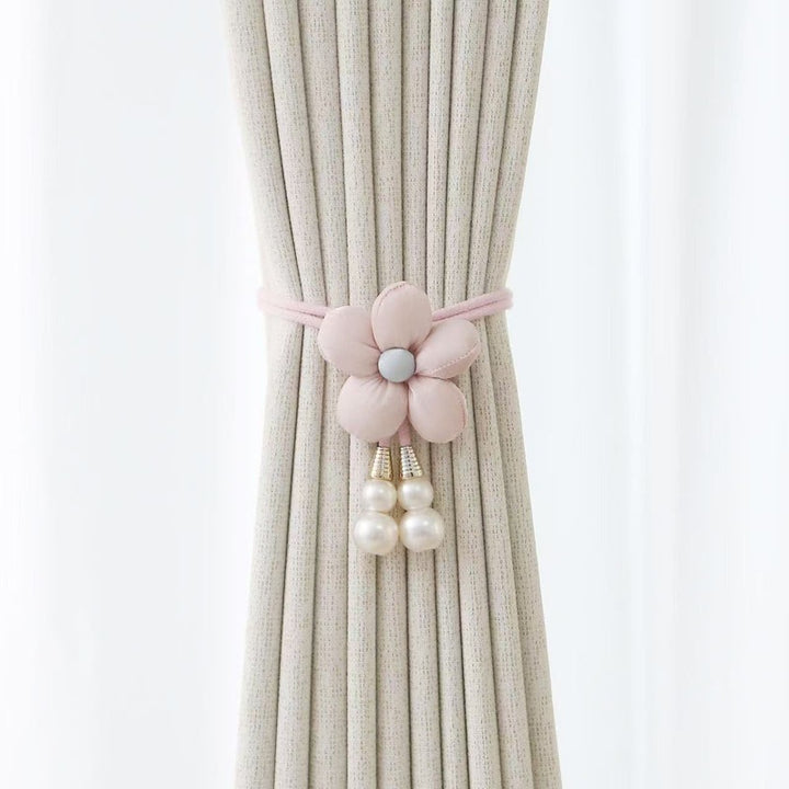Decorative curtain holder Bowlift