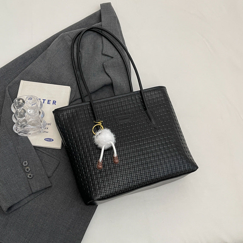 Woven Patterned Shoulder Bag Bowlift