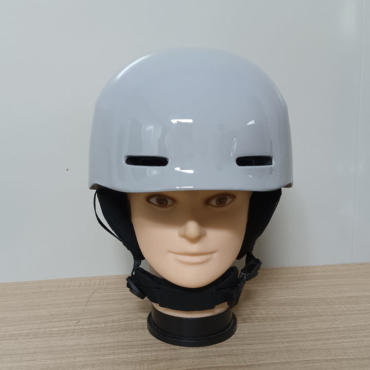 Protective Ski Helmet Bowlift