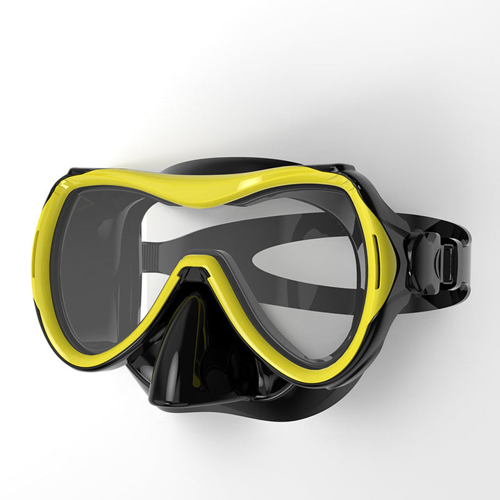 Diving mask with ergonomic design Bowlift