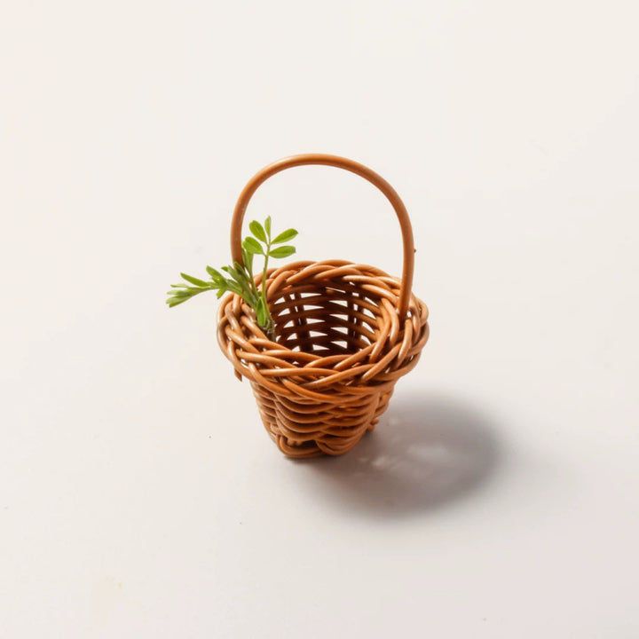 Miniature Decorative Woven Basket Bowlift