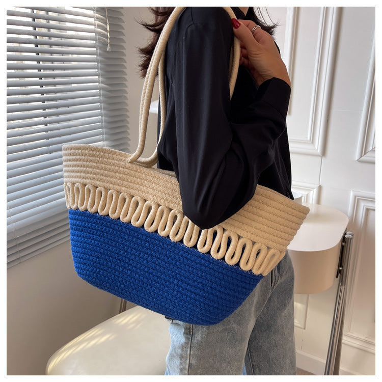 Elegant Handcrafted Beach Bag with Fine Braided Pattern Bowlift