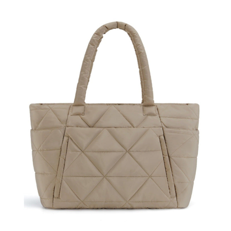 Stylish quilted tote bag Bowlift