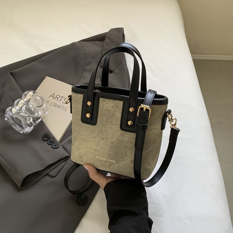Stylish Mini Handheld Tote Bowlift