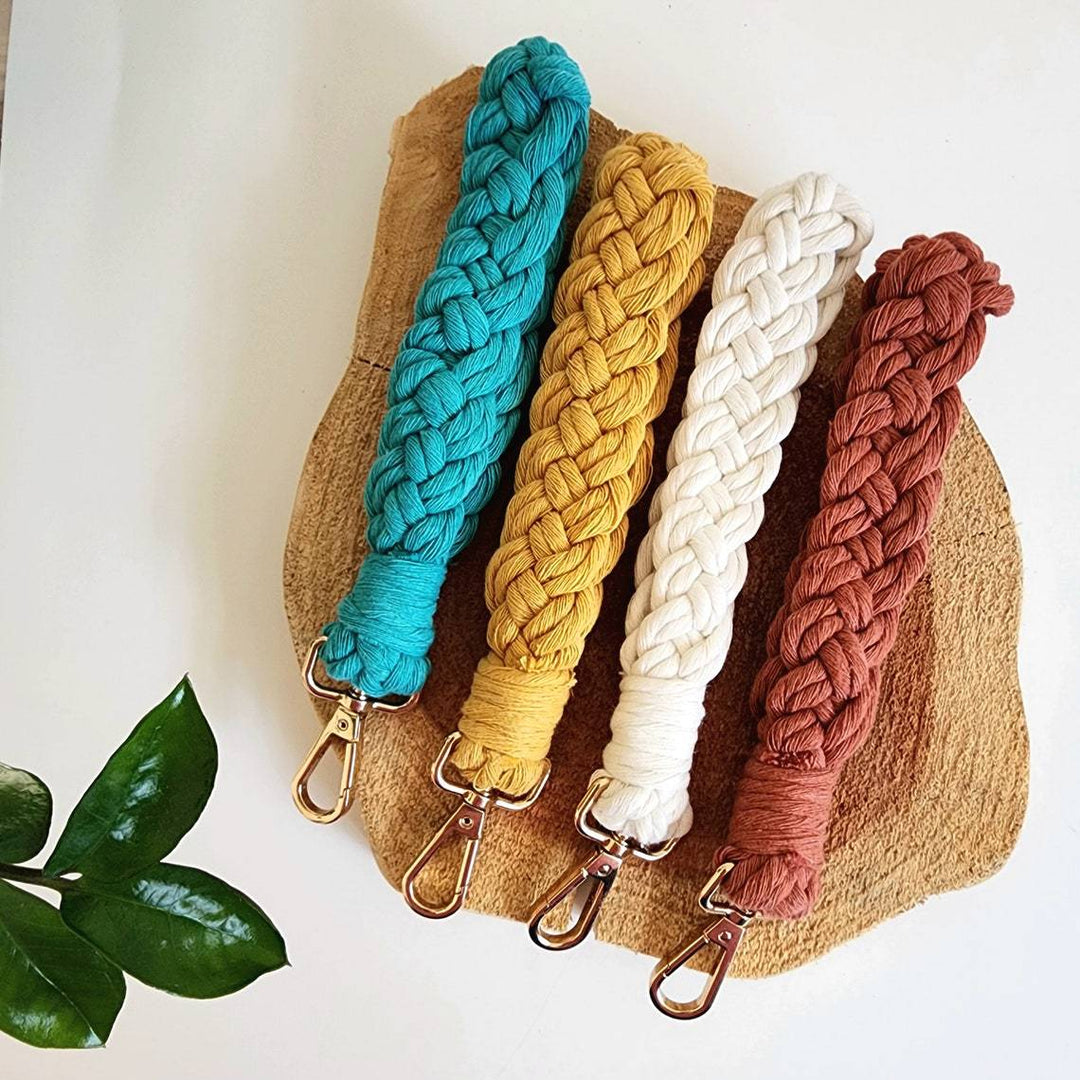 Braided Keychain Holder Bowlift
