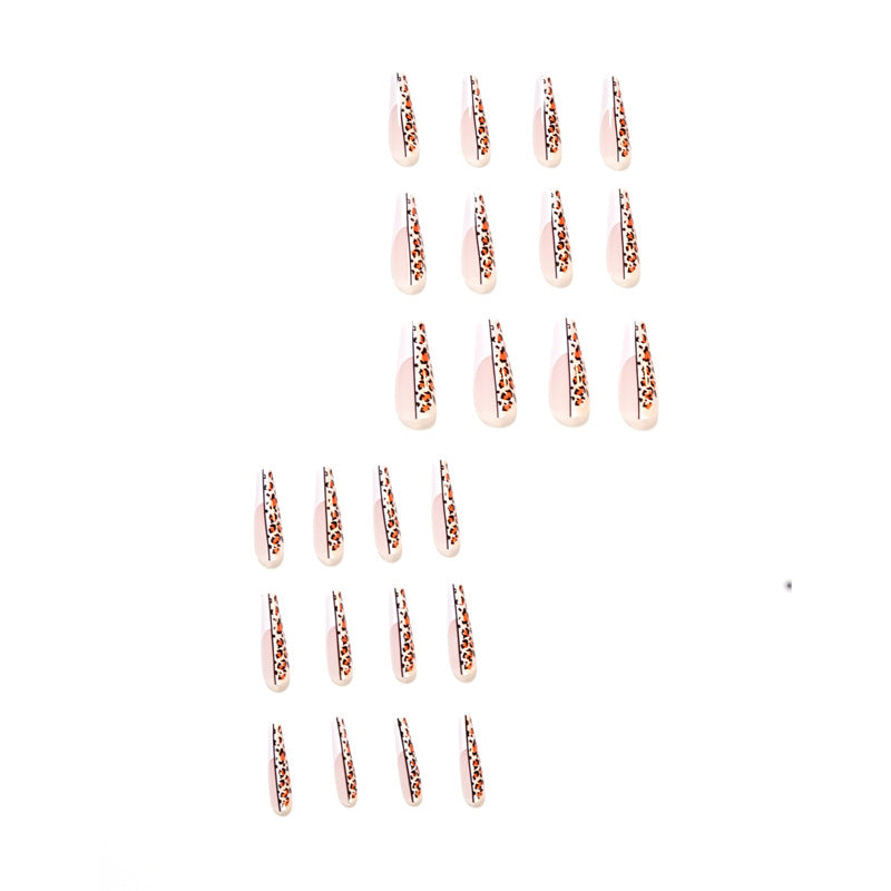 Artful nail extensions in modern leopard design Bowlift