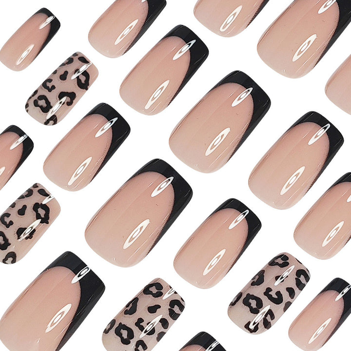 Elegant Stiletto Press-On Nail Set Bowlift