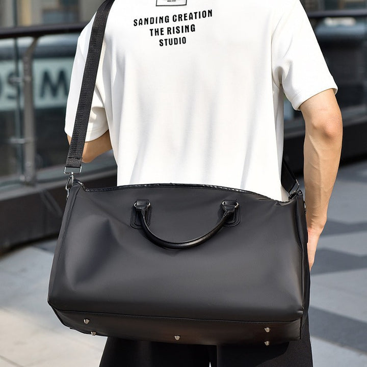 Versatile travel bag with detachable shoulder strap Bowlift