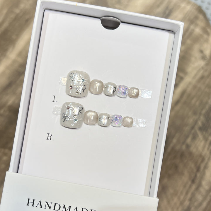 Decorative Crystal-Embellished Hair Clip Set Bowlift