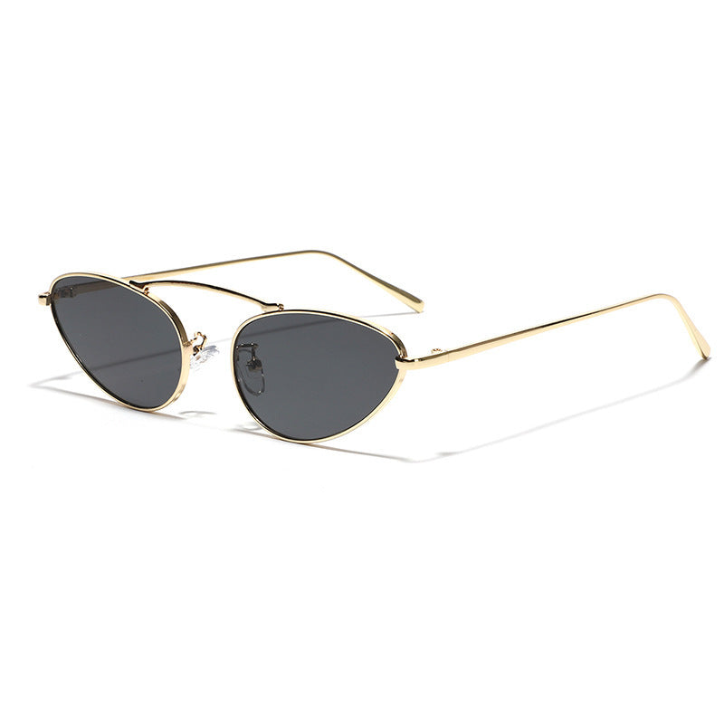 Fashionable sunglasses with elegant metal frame Bowlift