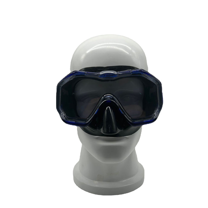 Diving mask with wide field of vision and anti-fog technology Bowlift