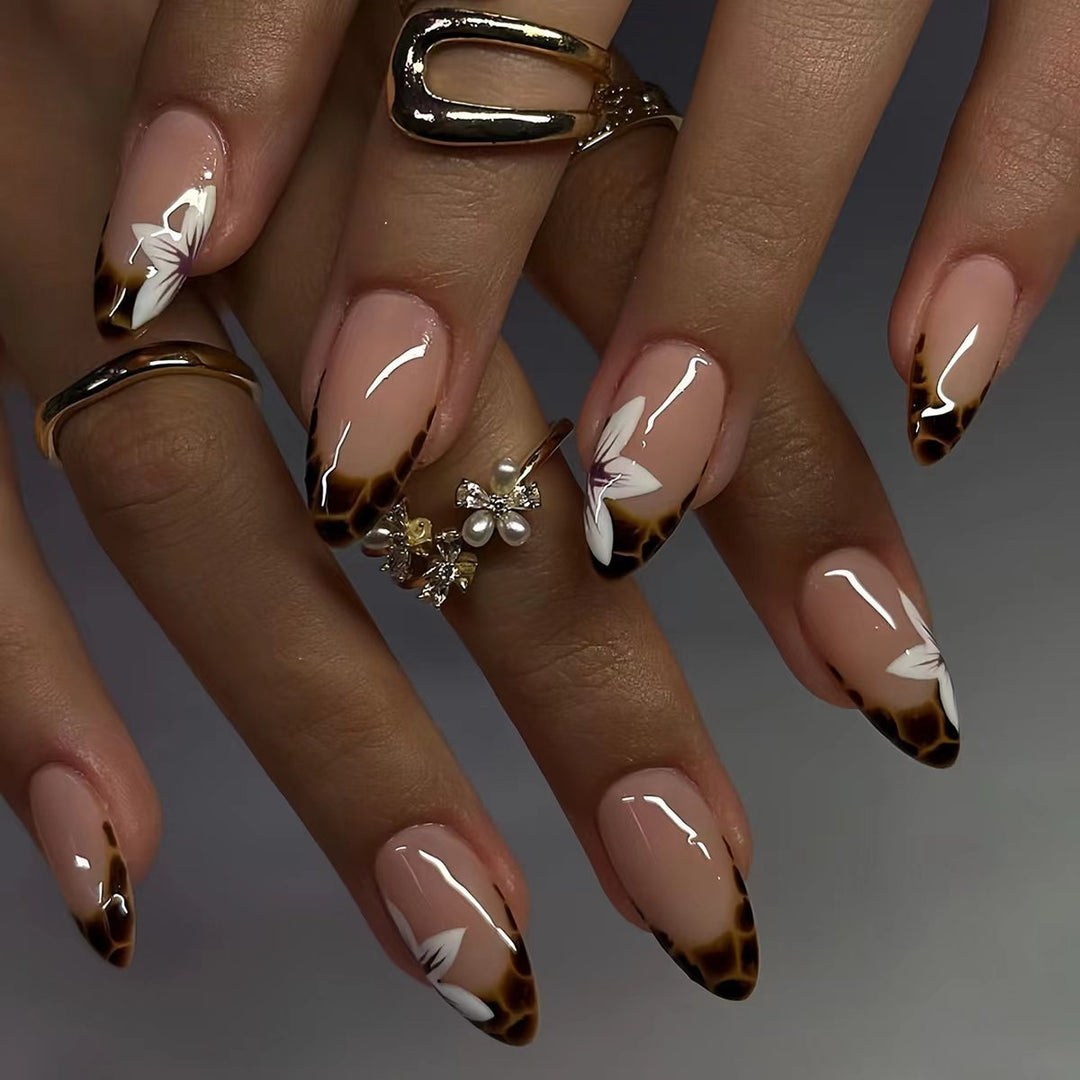 Artistic Floral Ombre Press-On Nails Bowlift