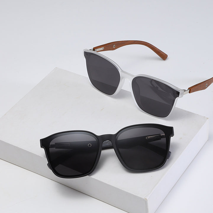 Women stylish oversized sunglasses with wooden accents Bowlift