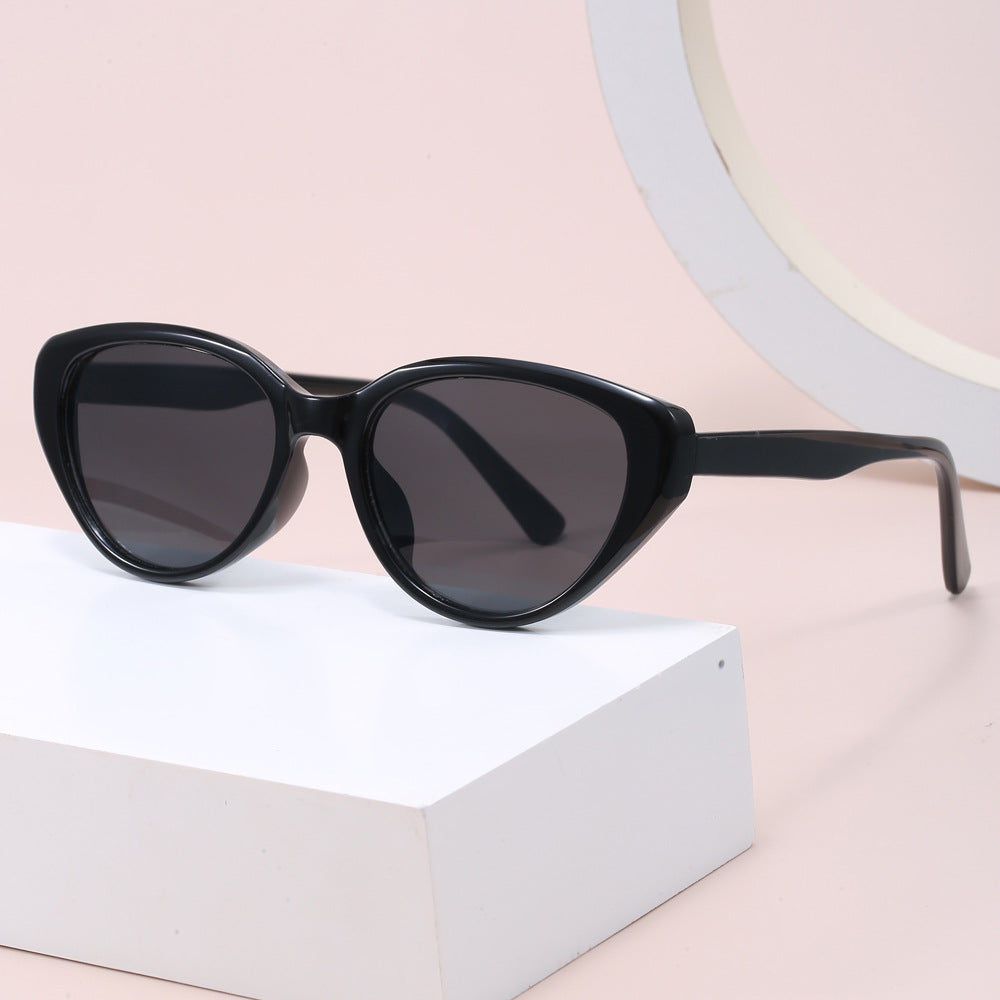Women Cat-Eye Sunglasses with trendy leopard pattern Bowlift