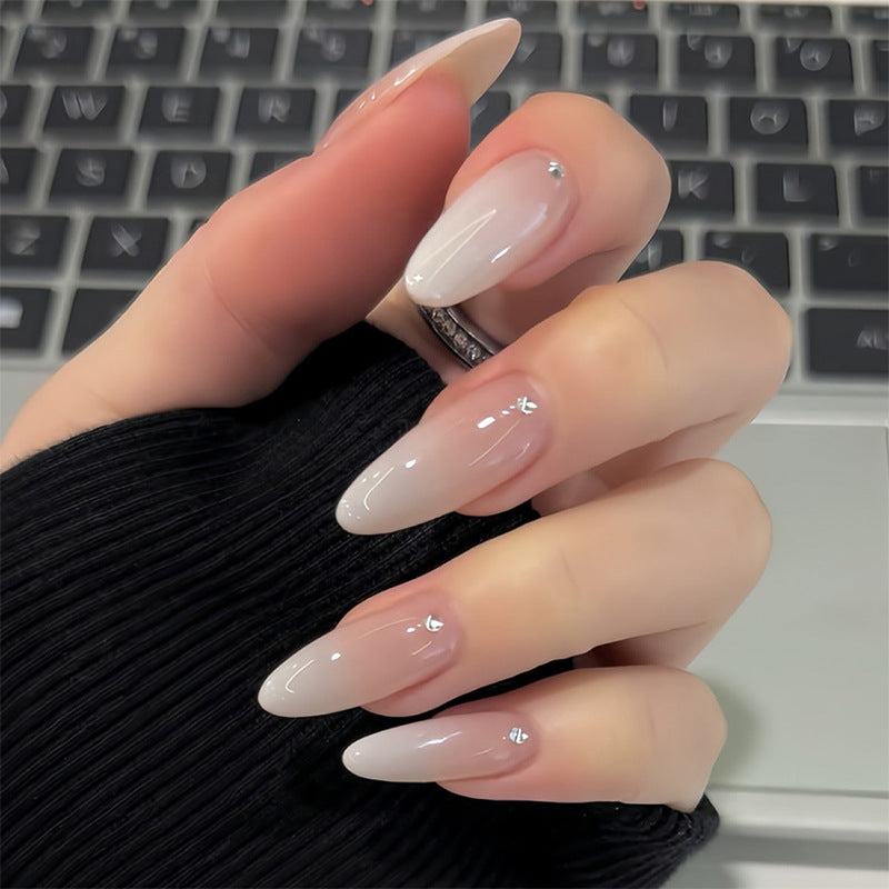 Artificial nail set with elegant glitter embellishments Bowlift