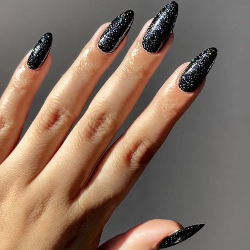 Glamorous Stiletto Press-On Nails with Glitter Finish Bowlift