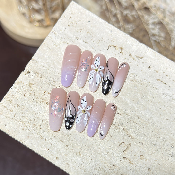 Artistic Floral Press-On Nails Set