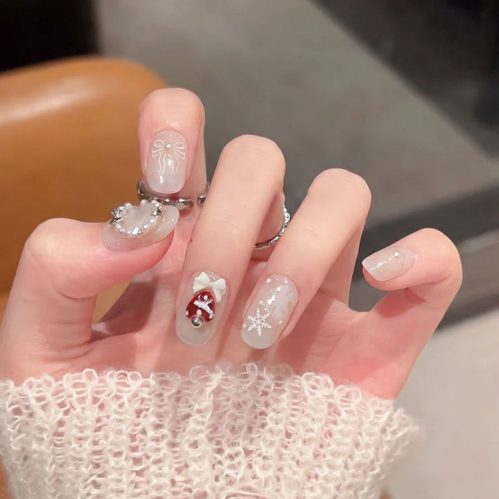Artistic Winter-Themed Press-On Nail Set Bowlift