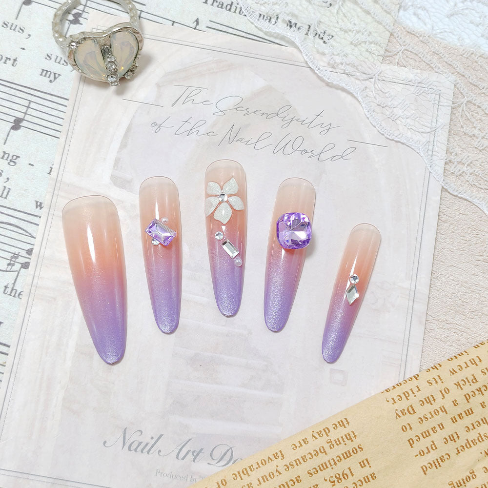 Creative Nail Art Set with Glitter and Flower Design Bowlift