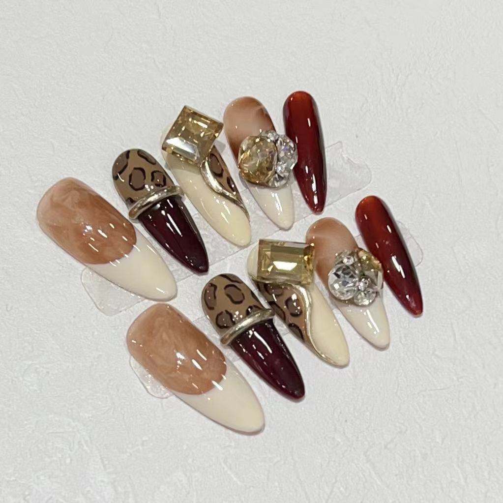 Stiletto Press-On Nail Art Set with Decorative Gem Accents Bowlift